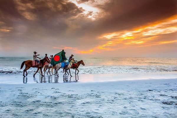 The long sandy shoreline at Cox’s Bazar